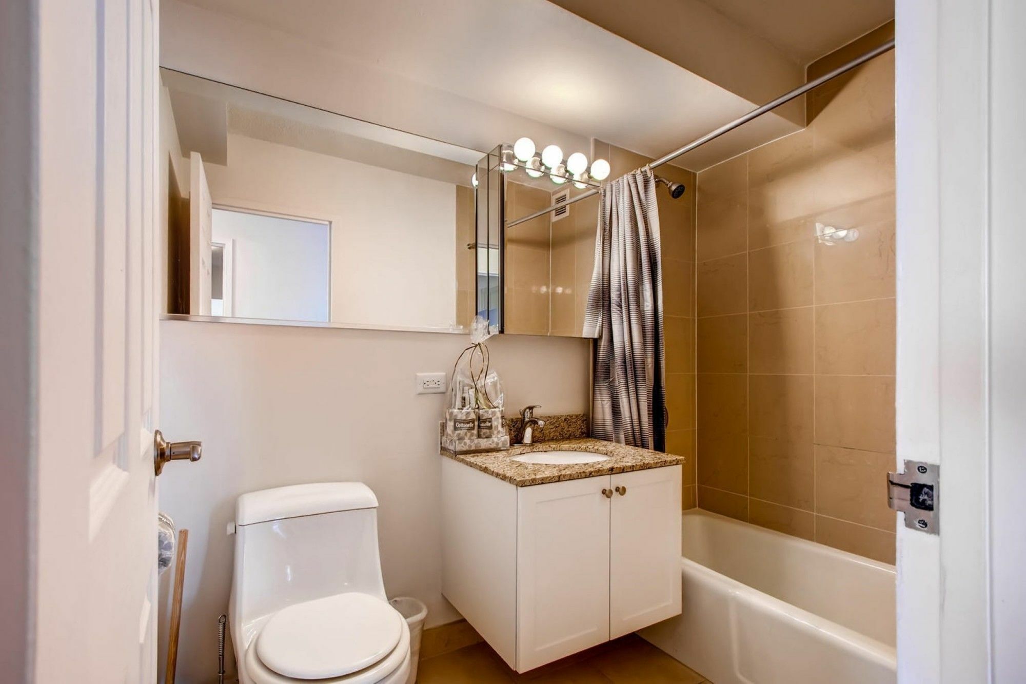 Global Luxury Suites At The Commonwealth Boston Exteriör bild