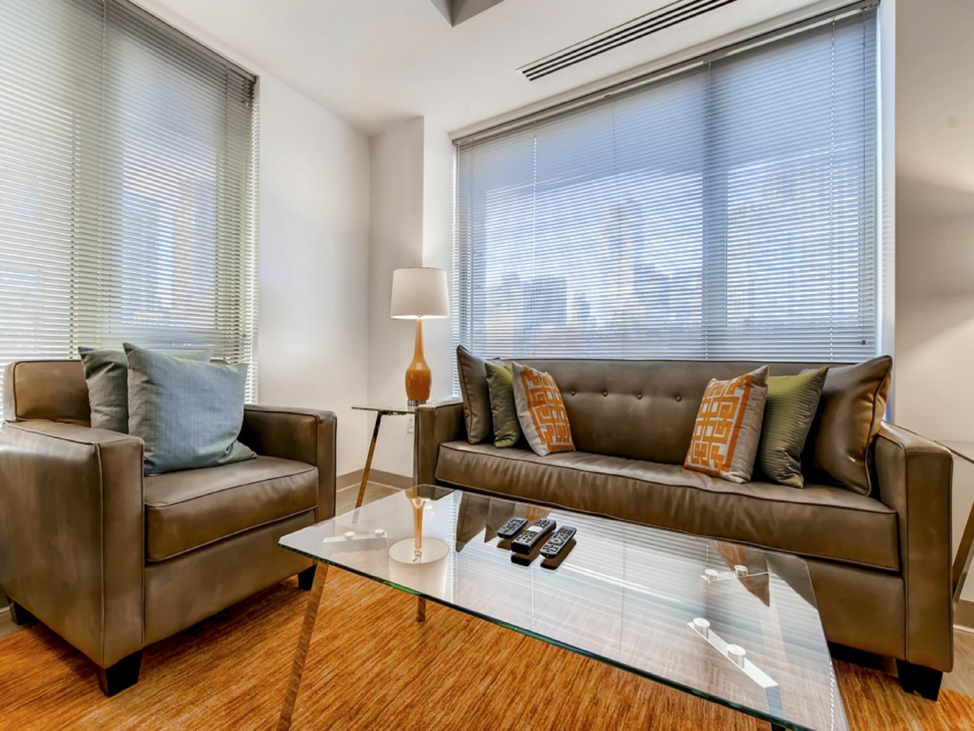 Global Luxury Suites At The Commonwealth Boston Exteriör bild