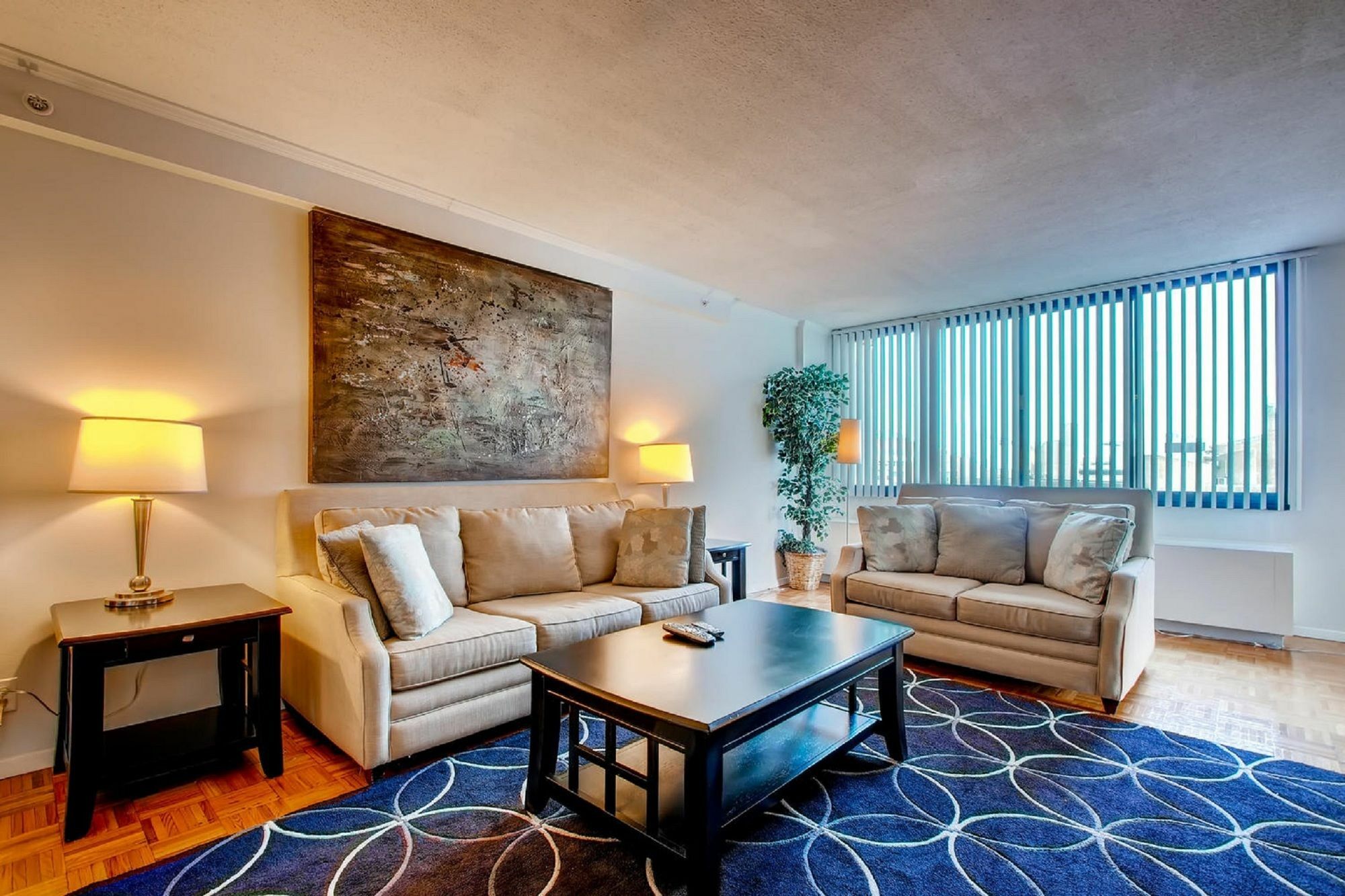 Global Luxury Suites At The Commonwealth Boston Exteriör bild
